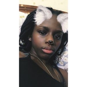 Meet your Posher, Karina